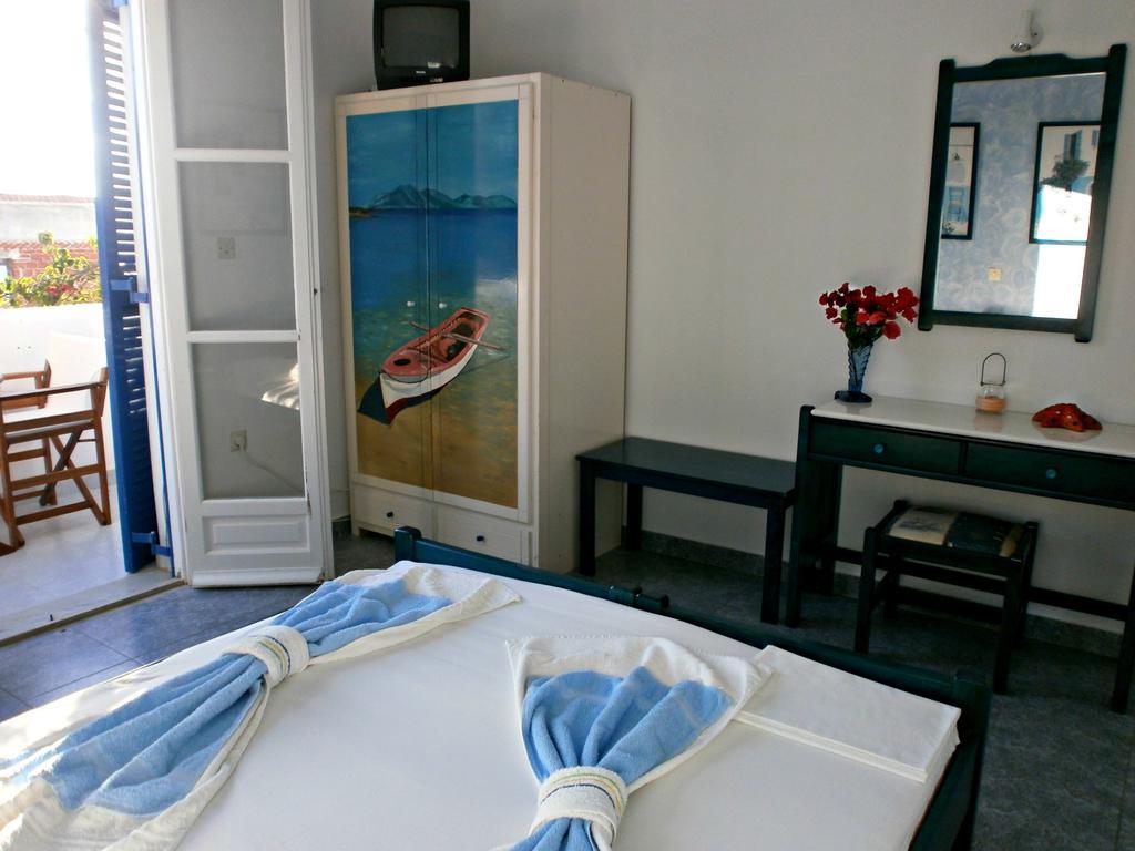 Villa Anna Maria Alikí Pokoj fotografie